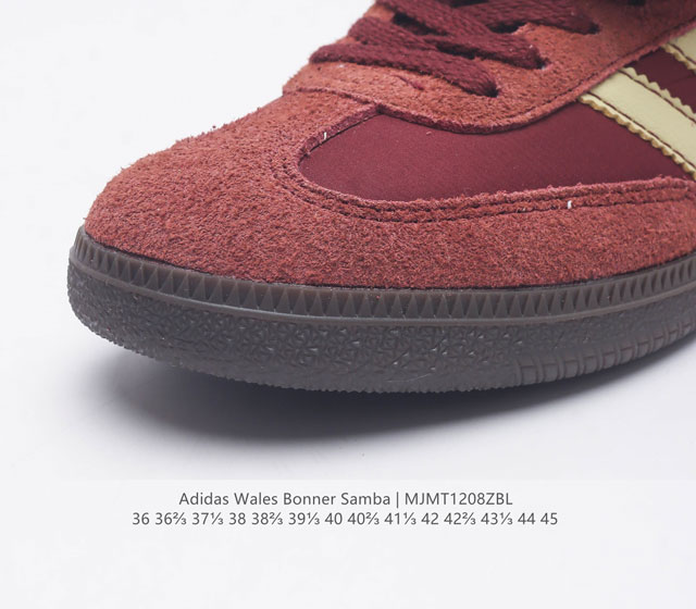 Adidas Originals Samba Og Shoes is a classic sports shoe that showcases a casual and modern style. It is a fashionable classic shoe for men and women that was born in the 1950s