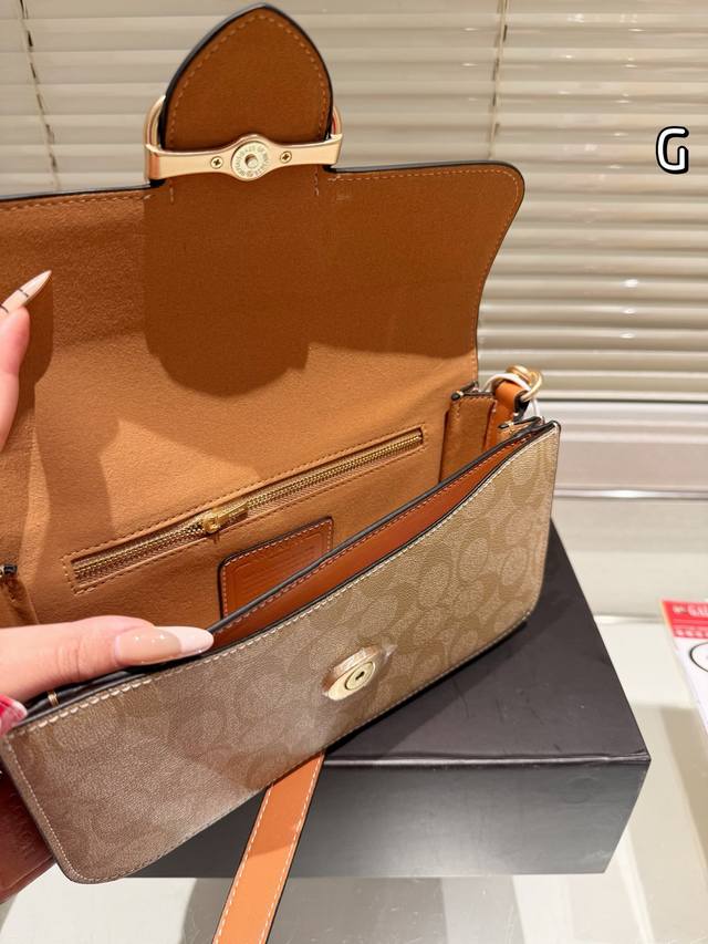Cowhide version Coach gentle color series Mogan bag Coach November new product small bag natural color series better matching capacity is also good phone size 26.15cm with gift box: