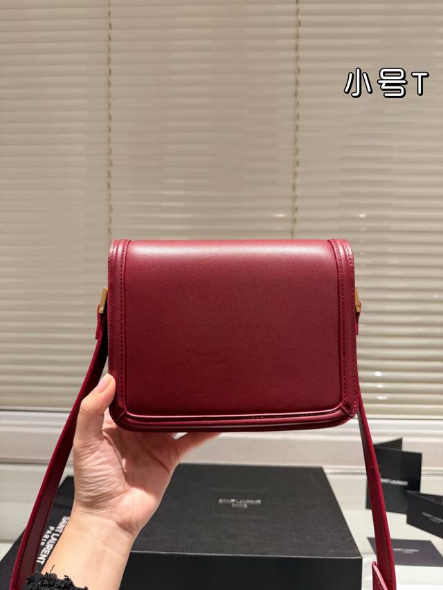 Small Ysl Tofu Bag It Bag_ Must Know Hot Item, Ysl Solferino Original Factory Fine Toothpick Pattern Box Leather, with excellent hand feel and flexibility of the leather surface! The newly designed
