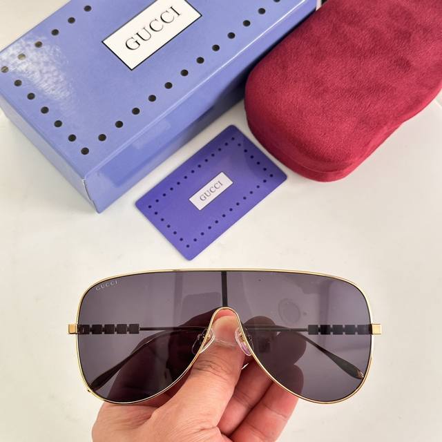 Gucc * Model: Gg1436S Size: 55 Ports 19-145