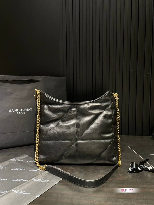 Saint Laurent Ysl tote bag Versatile, classic, and exquisite, this truly super invincible, super cute, and fairy like bag is a daily must-have for young ladies. Size: 23 * 28