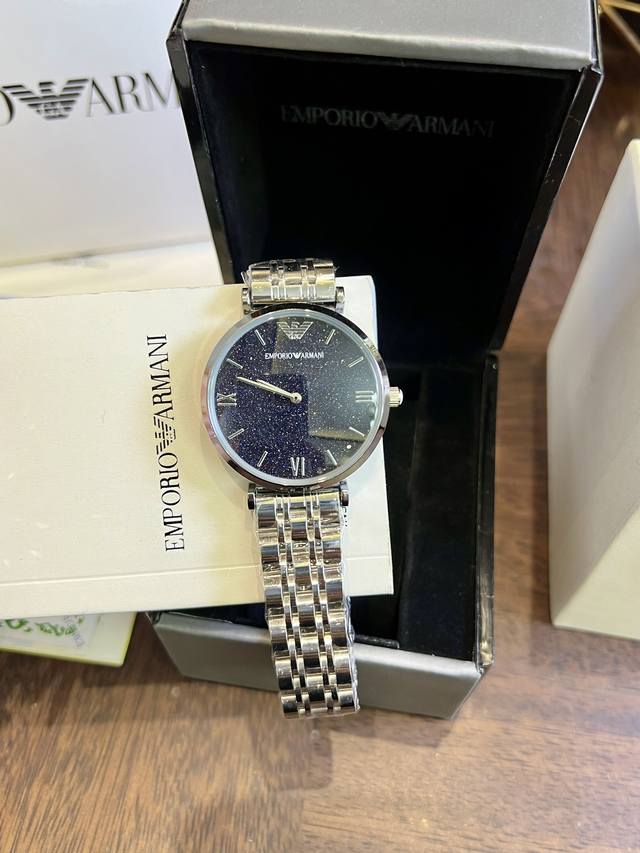 FFFH Picture Same Packaging 25 Armani Starry Sky Arrives Armani Case: 316L Stainless Steel Mirror: Reinforced Mineral Glass Strap: 316L Stainless Steel Buckle: Double Button Buckle Size: 40mm Wrapping: