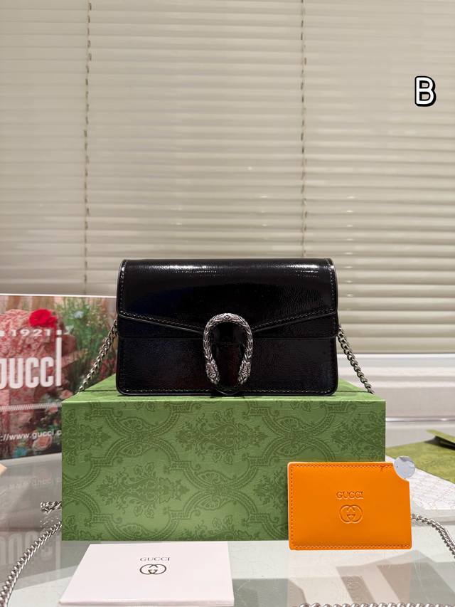 Reproduce the complete set of gift boxes, new packaging, Gucci fully upgraded counter, matching quality, classic Dionysus bag, is the name designed by alessanro himself, derived from the classic p of the wine god in ancient Greek and Roman mythology: