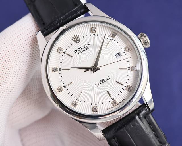 Platinum Rose Hot Recommended Rolex Rolex Cellini Series Upgraded Version! Strong attack! Business and leisure dual-use! high-end and classy! You deserve it! In terms of details, the size is 40Mm wide and the movement is equipped with 8215. Stability