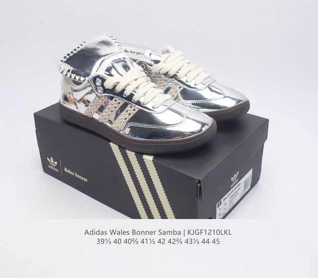 The authentic retro and avant-garde brands have occupied the United Kingdom designer brand Wales Bonner X Adidas Wb Samba Wb Nissan series classic retro low top casual sports running shoes item number Ie0586