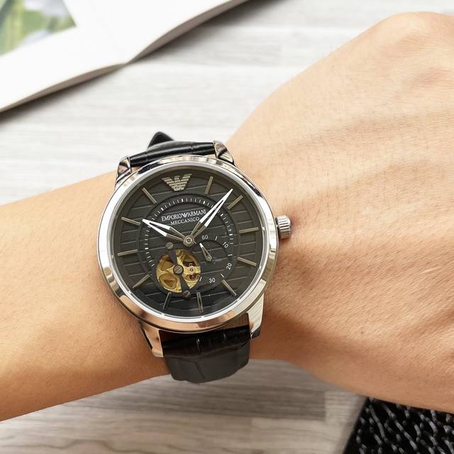 Unified Armani Men's Watch Song Weilong's Trendy Hollow Mechanical Watch with Unique Craftsmanship, Fashionable and Casual Transparent Heart, Rich in Modern Art, Exquisite Hollow Crown Logo Eagle shaped Hollow Dial Bar Fixed Nail Scale Matte Steel St