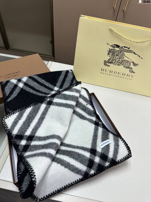 Gift Box 10 Burberry Scarf - High end, Comfortable, Fashionable, and Stylish. Trust me and accept it. It's grand, elegant, and simple. I'll give it a perfect score for the color!!! D-63