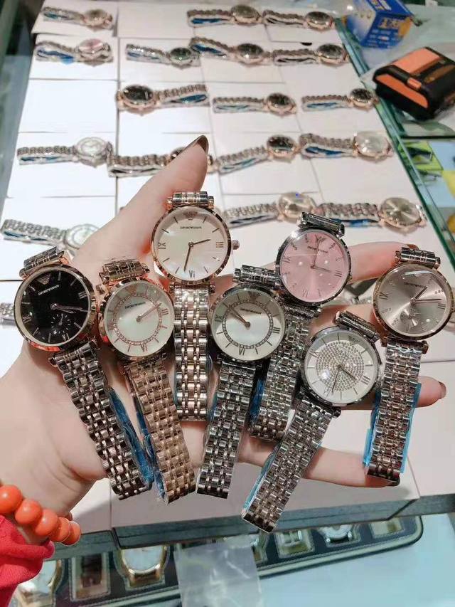 Customer's explosive order for Ms. Armani, actual shipment photos: