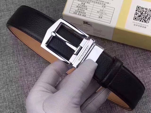 Burberry Italian made waist belt, original imported double-sided lychee patterned leather, 100% calf leather embossed leather, width 3.5cm, matched with official website pure copper needle buckle, matched with glossy copper buckle. Double sided repli