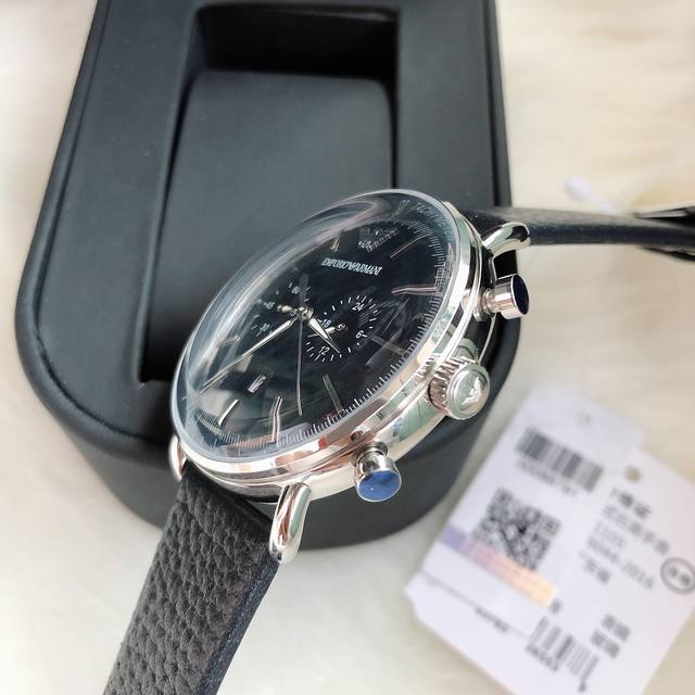 Original Armani ARMANI Official Website Model: AR11105 Case: 316L Stainless Steel Mirror: Mineral Glass Strap: Italian Leather Size: 43 * 12mm Charm Blue Color Matching Functional Dial Flight:
