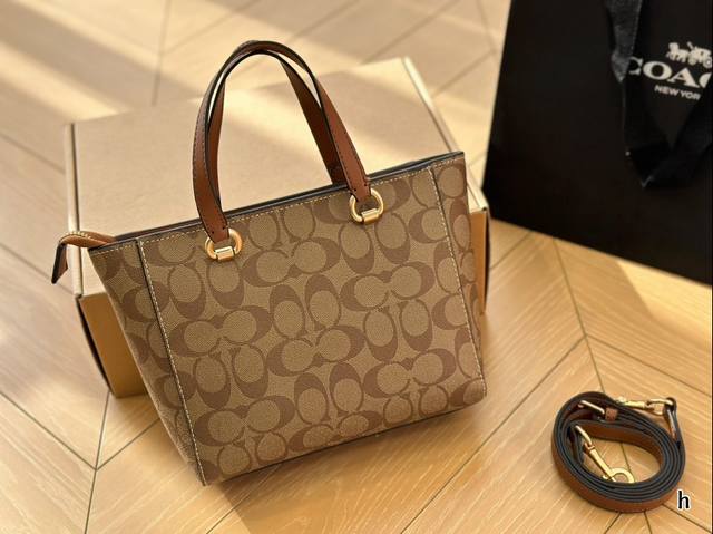 Coach Handheld Crossbody Bag with Box, Classic Old Flower Color, Super Durable, Full Zipper Design to Better Protect Your Items Size 20 * 18: