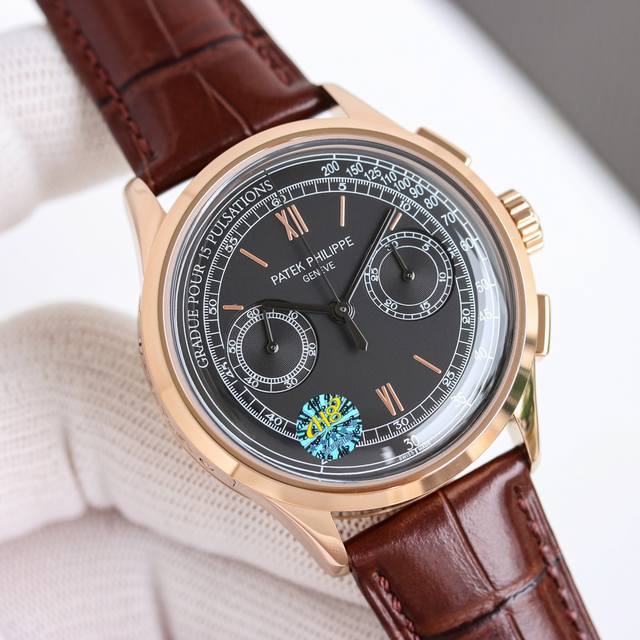 The white shell gold shell Tw Patek Philippe complex function timing series 5170G-001 series 1 has launched a new model equipped with a Roman stripe watch dial, injecting a retro style into the watch and highly favored by high-quality mechanical hour