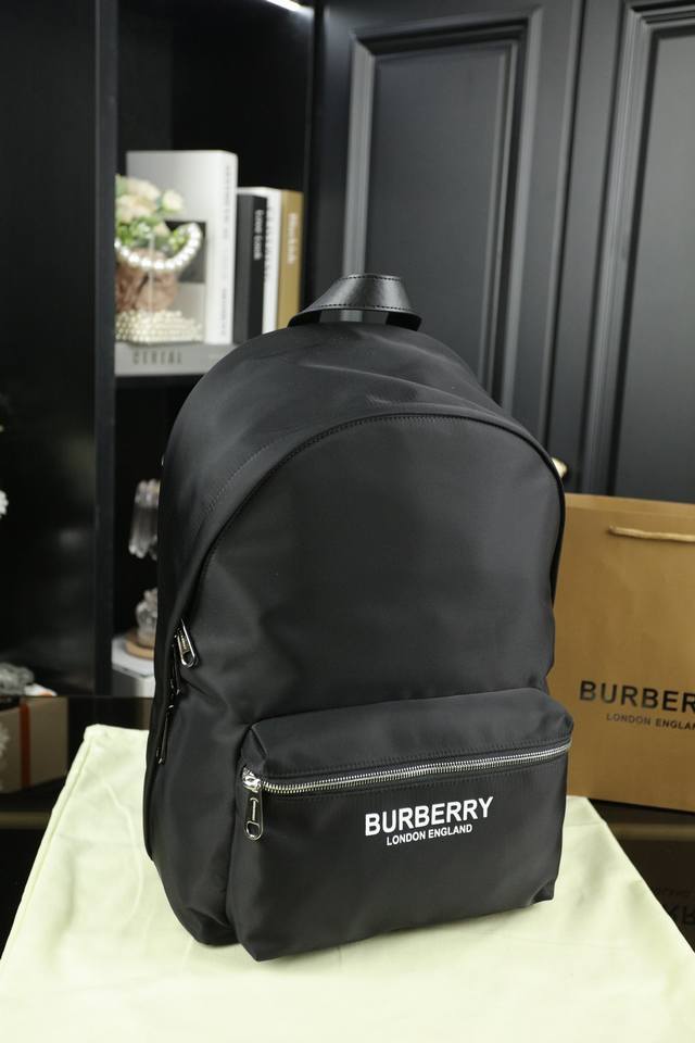 Boxless Burberry Backpack Backpack, Men's Econyl Backpack, unisex Backpack, Classic Matching Craftsmanship Material, Casual Versatile Backpack, Exquisite Inlaying Fine Craftsmanship, Actual Shooting Fabric Size: 29.5 ×
