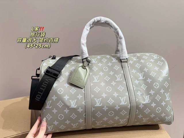 Size 45.25 Lv travel bag with large capacity, a must-have for vacation travel and a must-have item for fashionistas. The actual product will definitely amaze you: