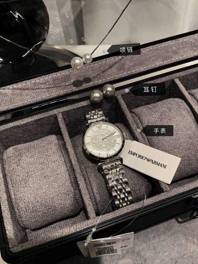 The three piece set without a box can be purchased in bulk in the market, and giving it to a counter is the authentic product! Specially provided by the platform, accompanied by an official synchronized anti-counterfeiting code certificate. Scan and