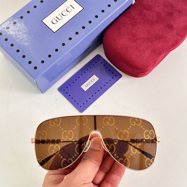 Gucc * Model: Gg1436S Size: 55 Ports 19-145