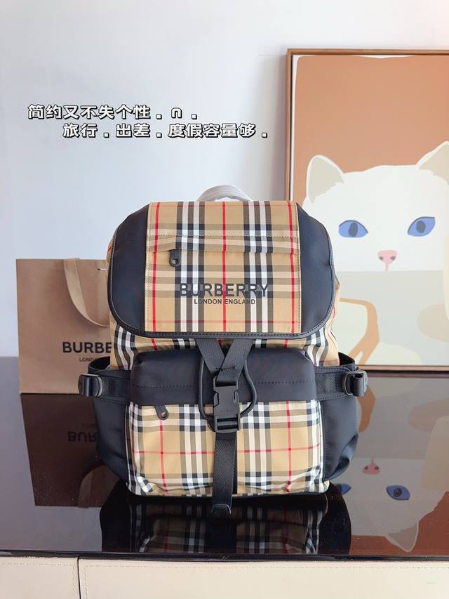 The highly recognizable Burberry brand logo decoration on the Burberry backpack instantly enhances its style and is particularly eye-catching. The shoulder strap design is very comfortable, the width is just right, and the bag capacity is also quite