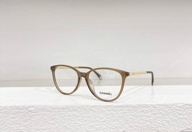 Chanel * Model: 3472Size: 54 Ports 16-140