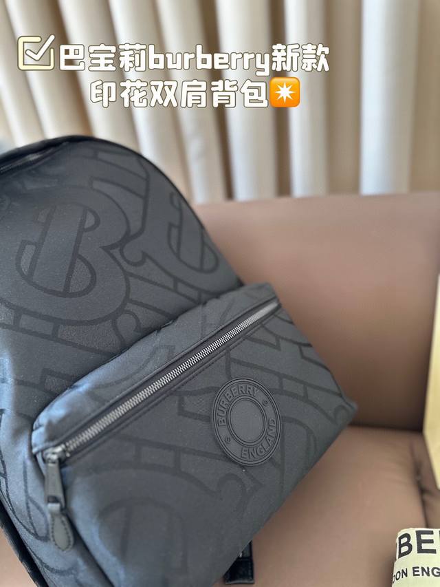 Burberry New Backpack Printed Series Fashionable and Casual Style Fabric High Density Waterproof and Rainy Easy to Handle Size 30 * 40