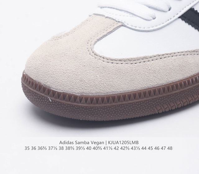 Adidas men's and women's sports shoes, clover sambavegan casual shoes, retro board shoes, classic sports shoes with environmentally friendly design, rejuvenated Adidas Samba classic shoes strive to accompany you forward