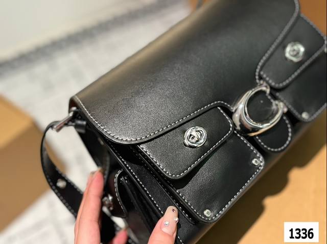 Coach Coach's new motorcycle bag with box, Cargo Soft Tabby, black motorcycle bag