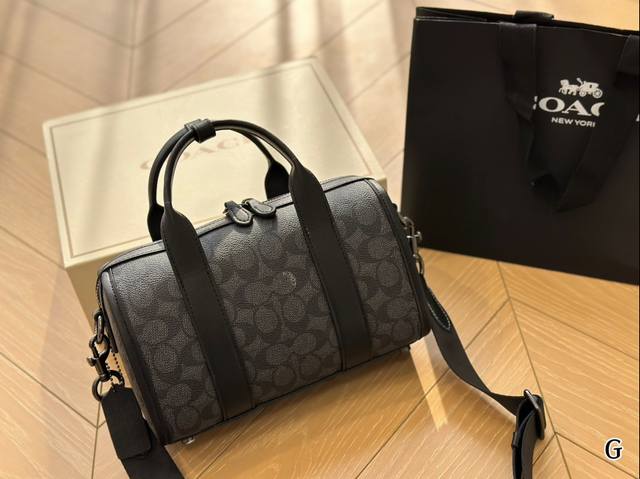 Folding box size 23.16, Coach Gotham black flower pillow bag with unique artistic atmosphere, simple and versatile, high aesthetic value, preferred for daily outings: