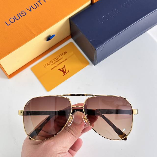 Louis Vuitton * Model: Z1248Size: 61 mouthed 14-145 unisex