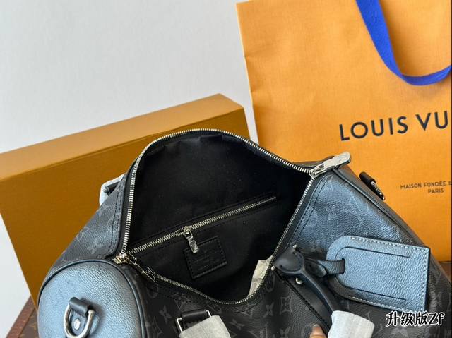 The embossed Lv Keepall black grey vintage Keepall35, this new size, perfectly balances daily life and travel. 100% practicality This template has something # Lv:
