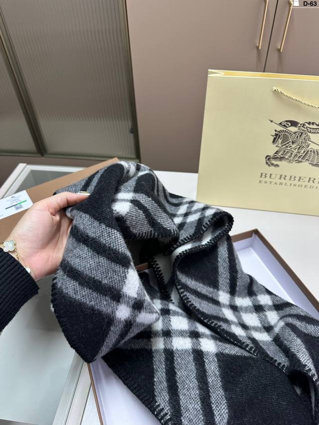 Gift Box 10 Burberry Scarf - High end, Comfortable, Fashionable, and Stylish. Trust me and accept it. It's grand, elegant, and simple. I'll give it a perfect score for the color!!! D-63