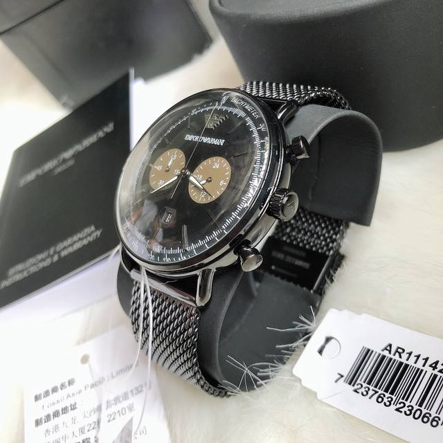 Original Armani Official Website Model: AR11142 Case: 316L Stainless Steel Mirror: Reinforced Mineral Glass Strap: 316L Stainless Steel Mesh Strap Buckle: Needle Buckle Size: 43mm * 11mm: