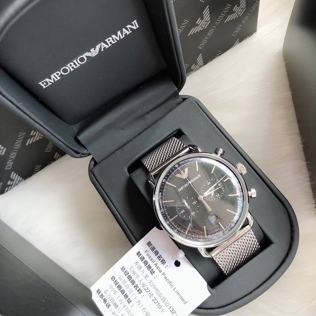 Original Armani Official Website Model: AR11104 Case: 316L Stainless Steel Mirror: Reinforced Mineral Glass Strap: Stainless Steel Mesh Buckle: Concealed Buckle Size: 43mm * 11mm Dark Matching Series: