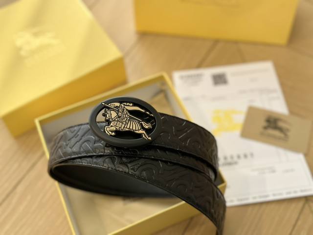 Burberry belt kit with high-end atmosphere, low-key luxury, and connotation is a must-have item for successful people for personal use.