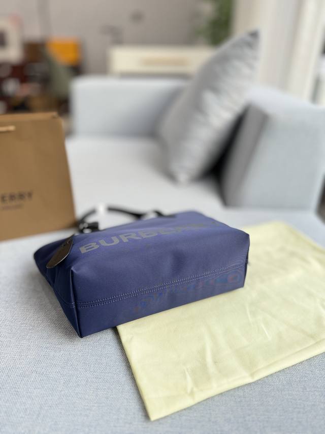 Boxless Size: 40 × 23 Burberry tote bag tote bag shopping bag shoulder bag women's bag classic casual shopping bag shoulder bag tote bag canvas casual this is really classic, how to carry it all