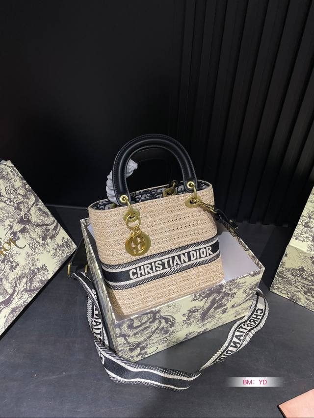 Are you joking about Dior's early spring vacation collection? What is Dior doing to make the early spring vacation collection so beautiful? I like to weave the