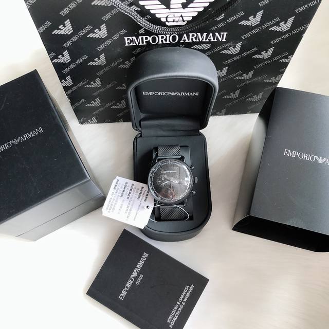 Original Armani Case Strap: Sand Black Official Website Model: AR11264 Case: 316L Stainless Steel Mirror: Reinforced Mineral Glass Strap: 316L Stainless Steel Mesh Buckle: Needle Buckle Size: 43: