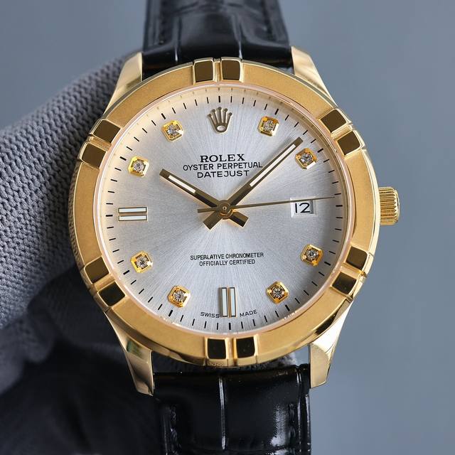 The new masterpiece from Platinum Tw Factory has been launched, and the Rolex men's series watch is a masterpiece of nobility. It is paired with a brand new imported automatic mechanical 9015 movement and 0 repair imported 316 stainless steel with a