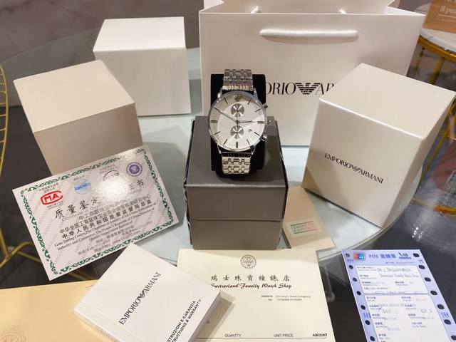 Armani boutique men's wristwatch exudes a gentlemanly style. Adopting the top-notch imported quartz movement for absolute precision in timekeeping, the watch strap is made of top-grade 316 black stainless steel material with mineral super strong mirr