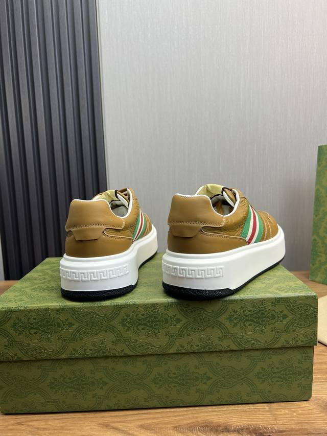 Factory price Gucci high-end quality original single shoe upper: Napa calf leather, lychee grain calf leather, computer embroidery brand totem interior: water dyed cowhide outsole: ultra light TPU rubber; Two tone molded outsole with ultra-high quali