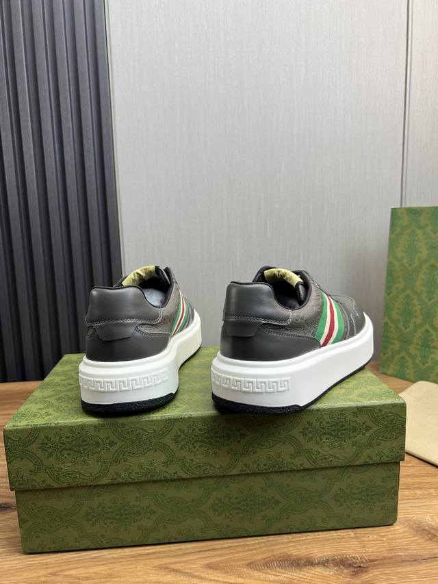 Factory price Gucci high-end quality original single shoe upper: Napa calf leather, lychee grain calf leather, computer embroidery brand totem interior: water dyed cowhide outsole: ultra light TPU rubber; Two tone molded outsole with ultra-high quali