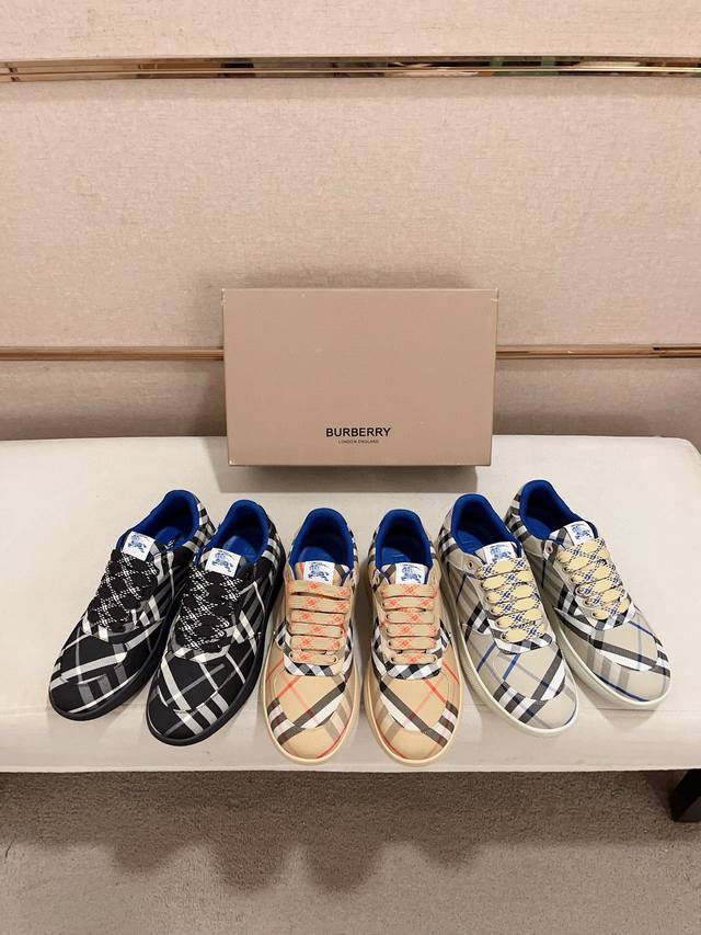 Factory price: synchronized with Burberry and top tier purchasing agents at the counter. Available in size: 38-44. Italian imported cowhide with fully imported sheepskin lining, sole: original factory special supply original sole, exclusive activity 