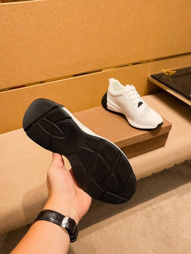 Factory approved Armani men's shoes high-end brand official website 1:1 latest masterpiece: The upper is made of original Italian official website special technology fabric, matched with original comfortable and breathable inner lining, and the origi