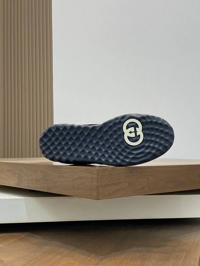 Gucci - High quality original - Upper: Nappa calf leather, Lychee grain calf leather, computer embroidery brand totem - Inner: Water dyed calf leather - outsole: Ultra light TPU rubber; Two tone molded outsole - Ultra high quality control workmanship