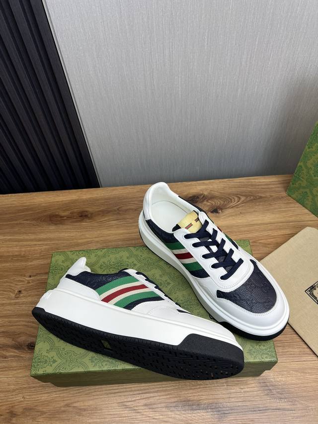 Factory price Gucci high-end quality original single shoe upper: Napa calf leather, lychee grain calf leather, computer embroidery brand totem interior: water dyed cowhide outsole: ultra light TPU rubber; Two tone molded outsole with ultra-high quali