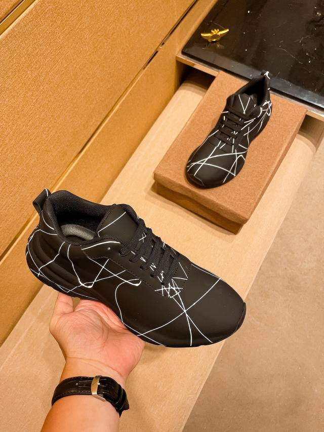 Factory approved Armani men's shoes high-end brand official website 1:1 latest masterpiece: The upper is made of imported Italian top layer cowhide, the original version is comfortable and breathable, and the original designated anti slip outsole ins