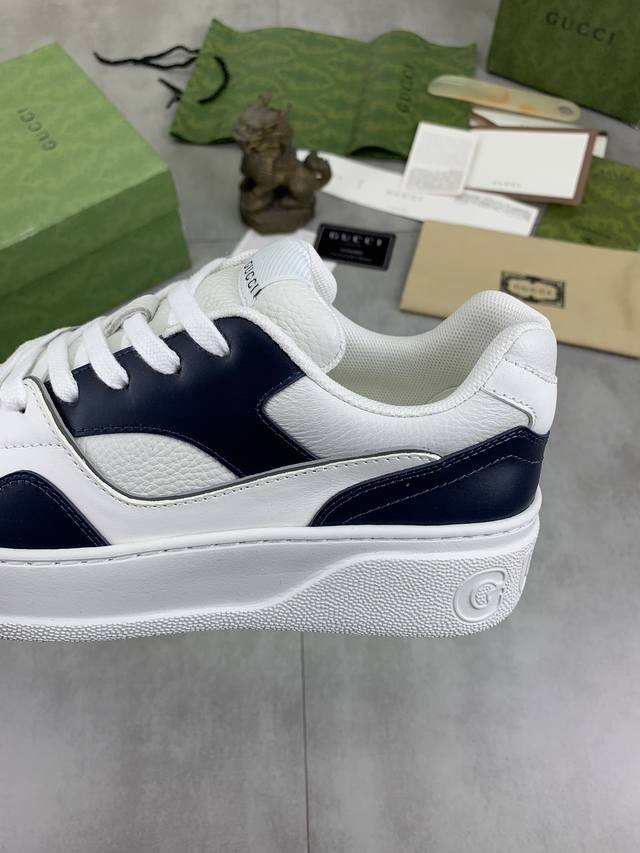 Factory price, real price, top of the line Gucci 24SS counter, latest couple style, thick soled Gucci white shoes, purchasing level Gucci's latest lightweight thick soled white shoes! Top tier chip version! Do you have the same feeling of 