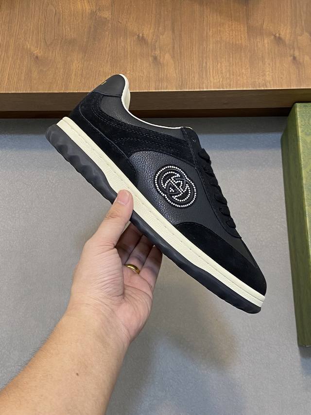Gucci - High quality original - Upper: Nappa calf leather, Lychee grain calf leather, computer embroidery brand totem - Inner: Water dyed calf leather - outsole: Ultra light TPU rubber; Two tone molded outsole - Ultra high quality control workmanship