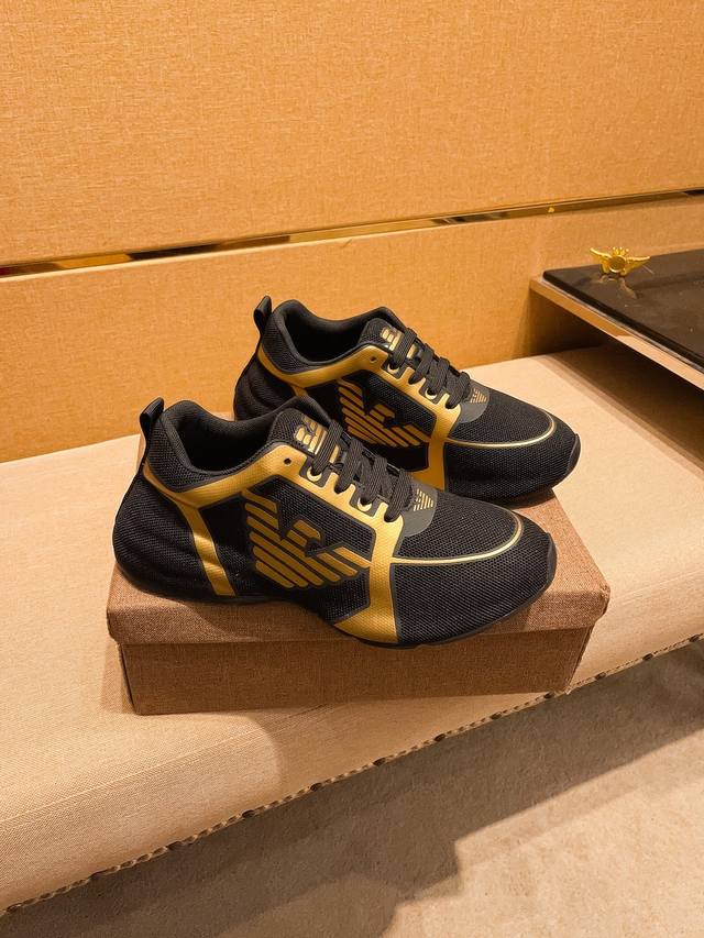 Factory approved Armani men's shoes high-end brand official website 1:1 latest masterpiece: The upper is made of original Italian official website special technology fabric, matched with original comfortable and breathable inner lining, and the origi