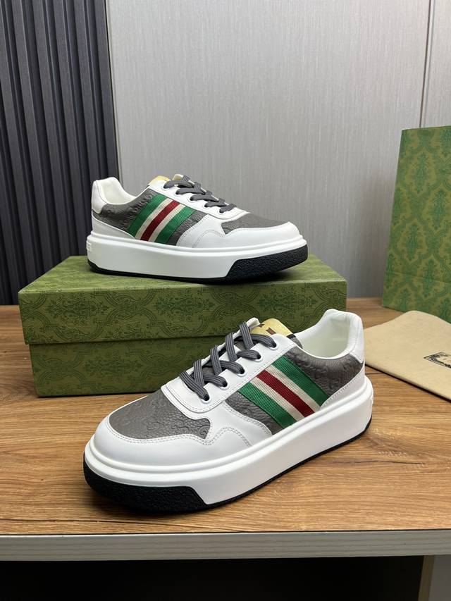 Factory price Gucci high-end quality original single shoe upper: Napa calf leather, lychee grain calf leather, computer embroidery brand totem interior: water dyed cowhide outsole: ultra light TPU rubber; Two tone molded outsole with ultra-high quali