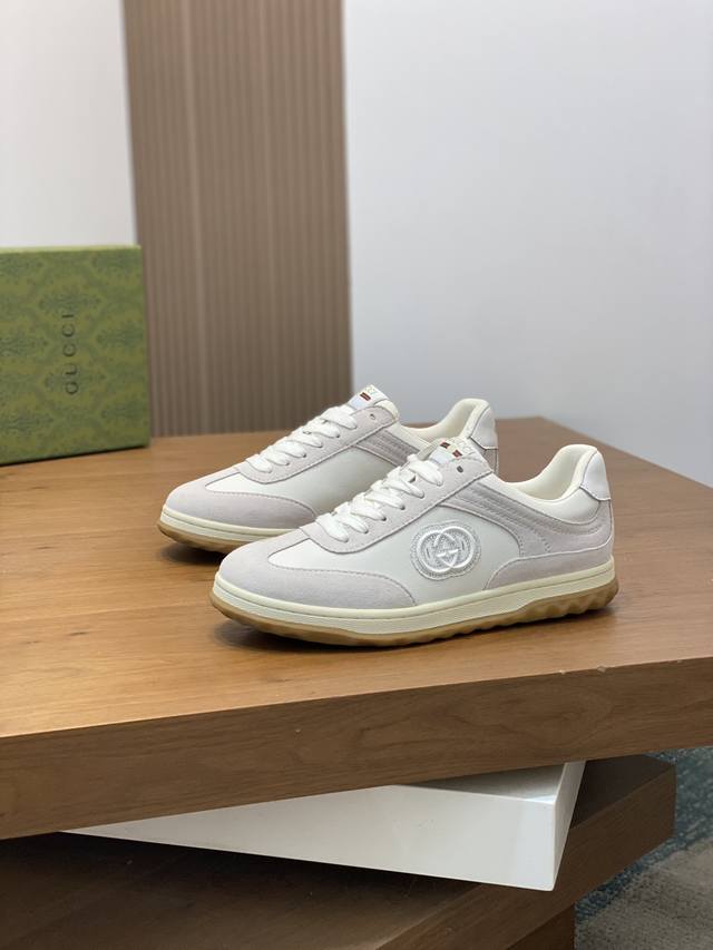 Gucci - High quality original - Upper: Nappa calf leather, Lychee grain calf leather, computer embroidery brand totem - Inner: Water dyed calf leather - outsole: Ultra light TPU rubber; Two tone molded outsole - Ultra high quality control workmanship