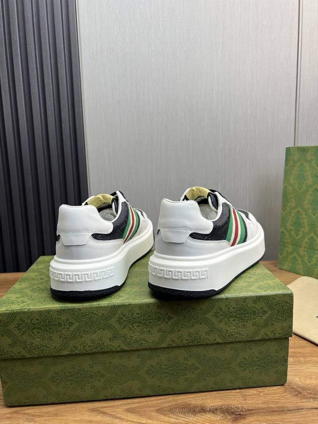 Factory price Gucci high-end quality original single shoe upper: Napa calf leather, lychee grain calf leather, computer embroidery brand totem interior: water dyed cowhide outsole: ultra light TPU rubber; Two tone molded outsole with ultra-high quali